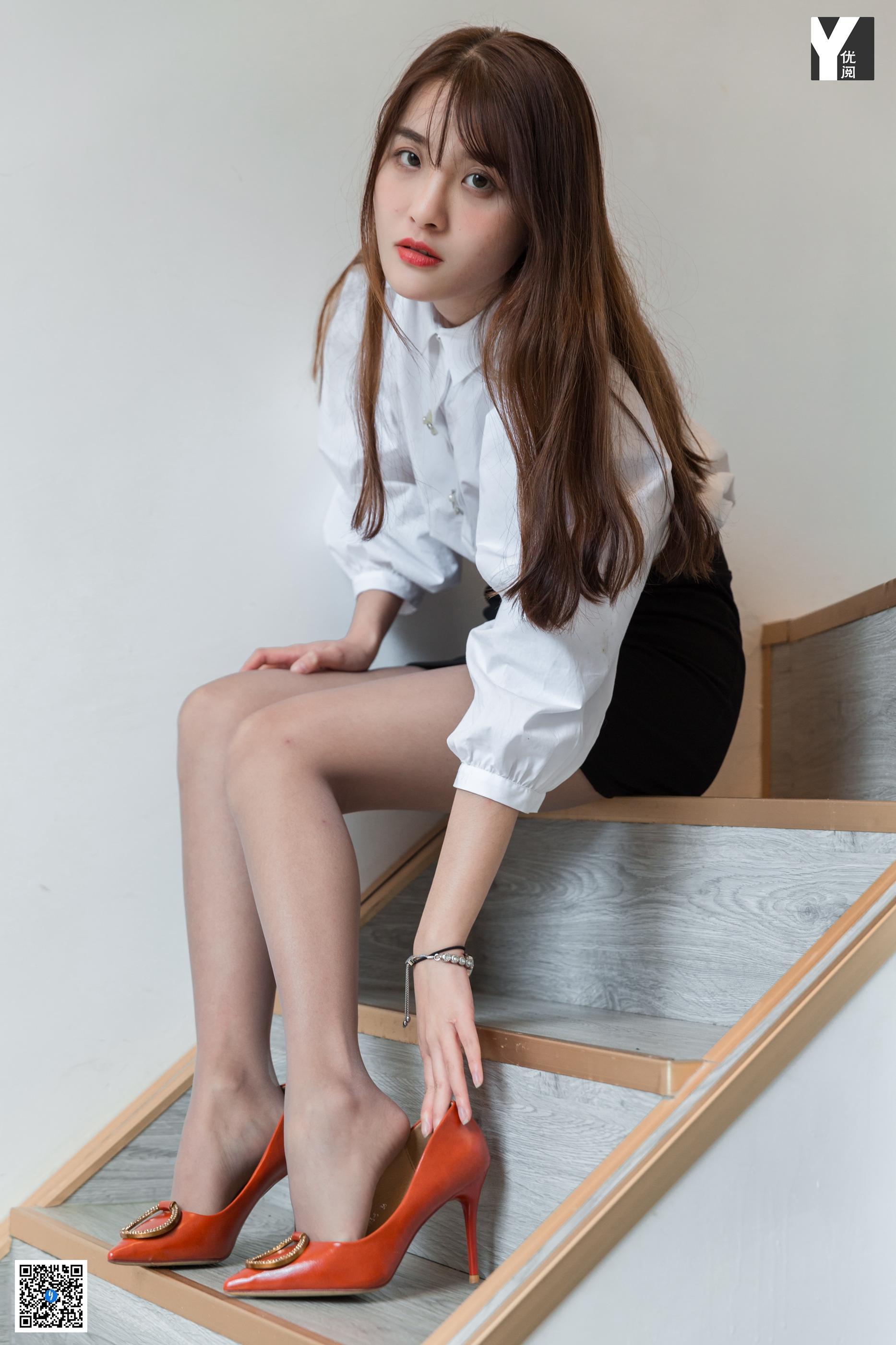 IESS异思趣向 - 模特：婉萍《泡泡袖也性感》